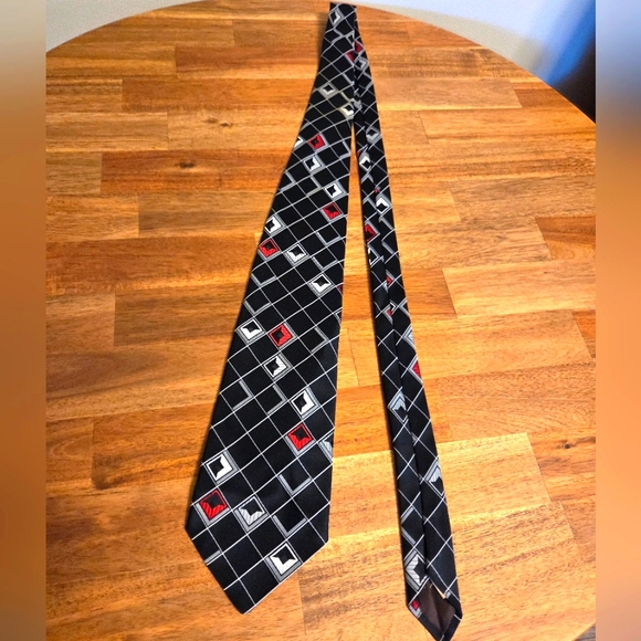 Givenchy Gentleman Geometric Patterned Tie - Picture 1 of 5